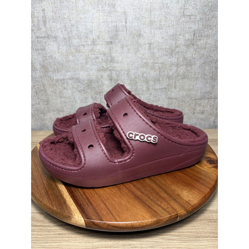 Crocs Classic Cozzzy Sandals Open Toe Burgundy Faux Fur Lined Women’s Size 8